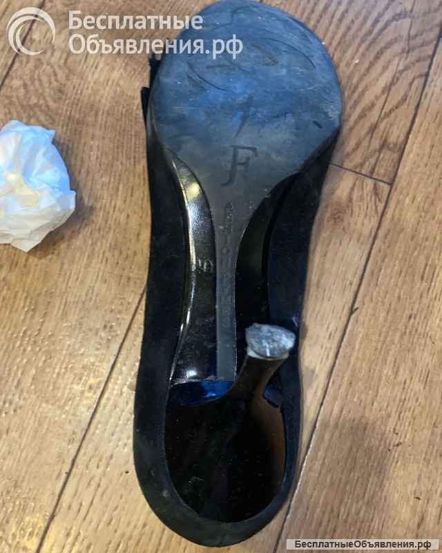 Б/у туфли недорого (торг уместен)