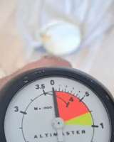 Парашютный высотомер altimaster Продаю с медузой