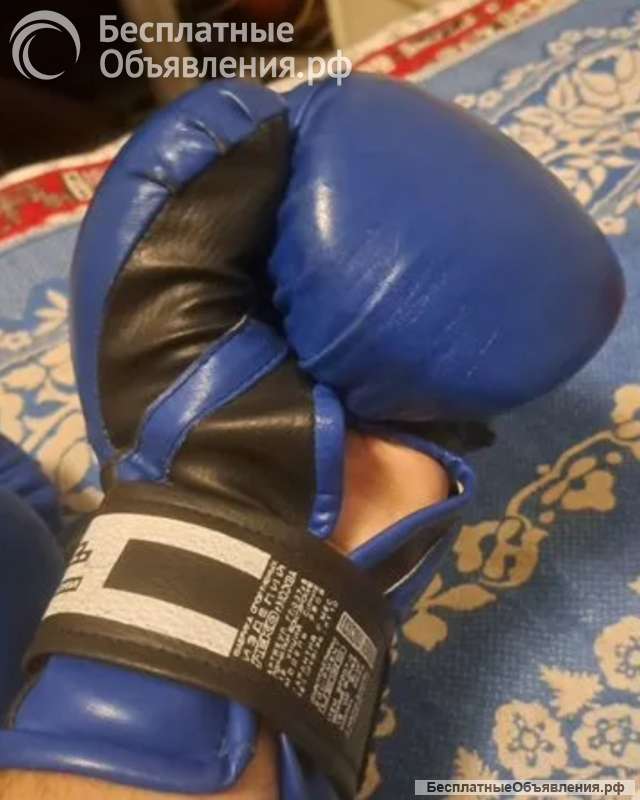 Перчатки боксёрские в отличном состоянии Сходня Химки