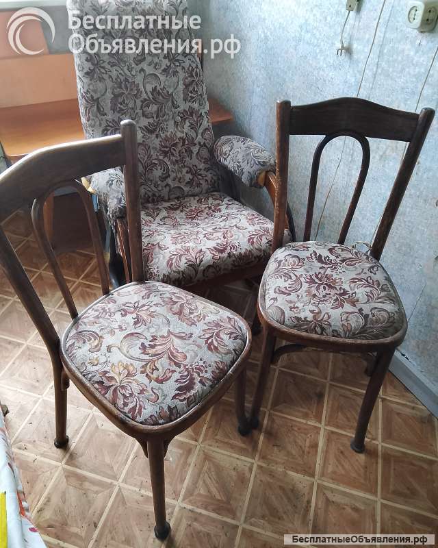 Кресло качалка, стул, журнальный стол пр-во СССР