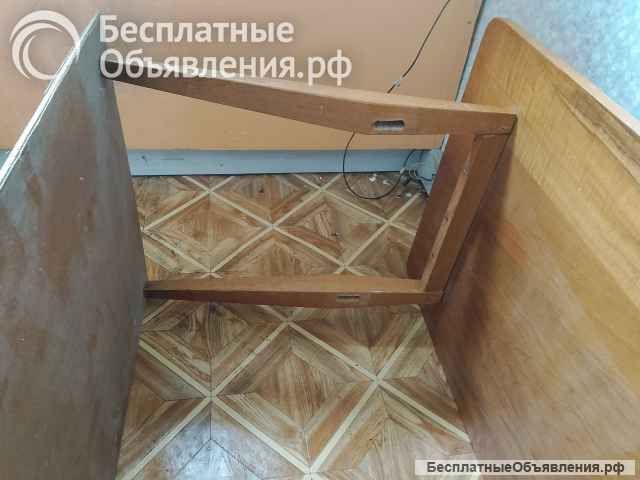 Кресло качалка, стул, журнальный стол пр-во СССР