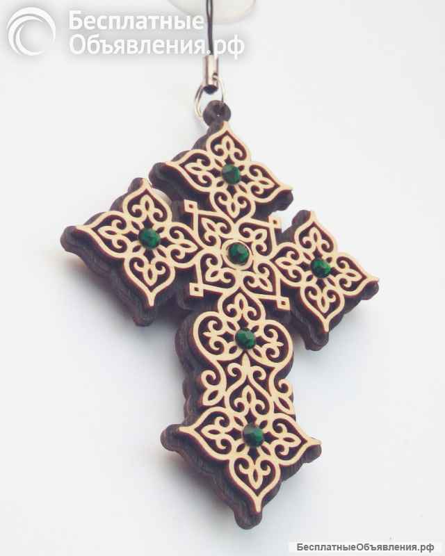 Крест в машину подвеска со стразами