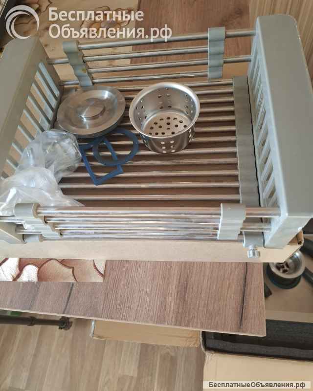 Раковина и смеситель кухонные