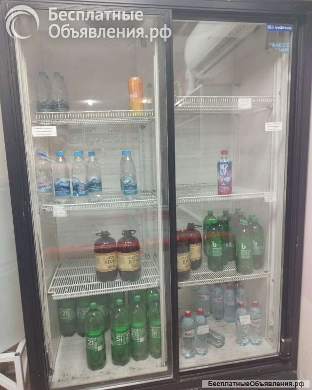 Шкаф витринный двухдверный для напитков