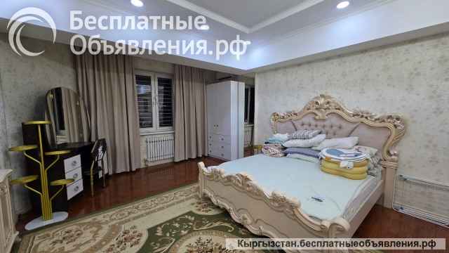 Сдаю 4-комнатную квартиру в центре города, б/п