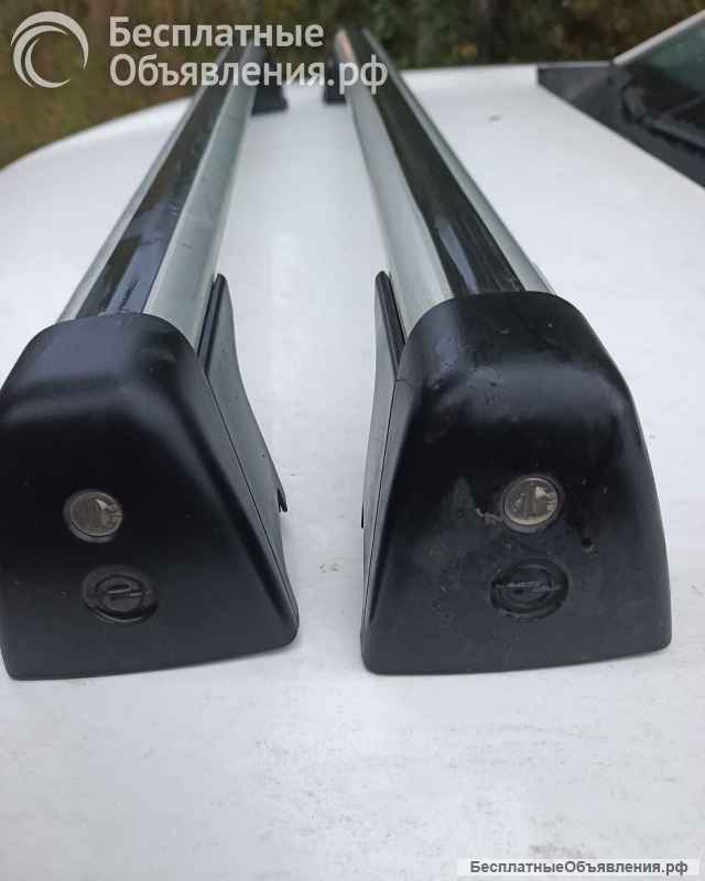 Дуги на багажник, поперечны штатные на крышу на опель оригинальные. Дуги, поперечны штатные