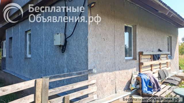 Отдельно стоящий дом полухуторного типа рядом с г. Остров Псковской области