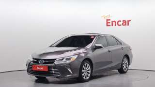 Седан гибрид Toyota Camry Hybrid кузов AVV 50 левый руль модификация New Camry Hybrid XLE