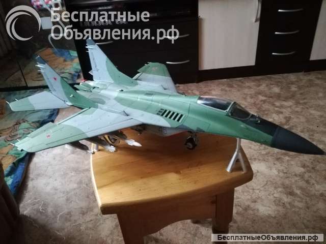 Комплект ДеАгостини для сборки модели самолета МИГ-29 (250 элементов) 1: 24