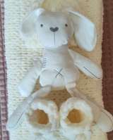 Плед вязаный ручной работы