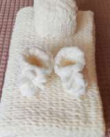 Плед вязаный ручной работы