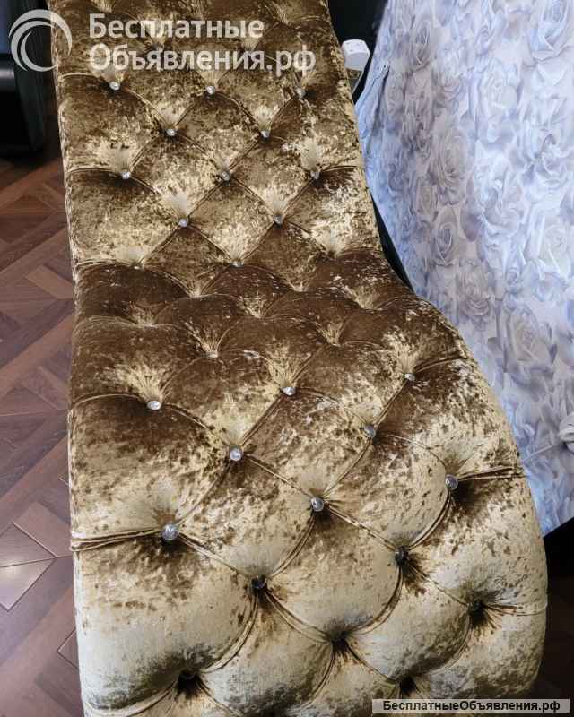 Кушетка трон, лампа в салон