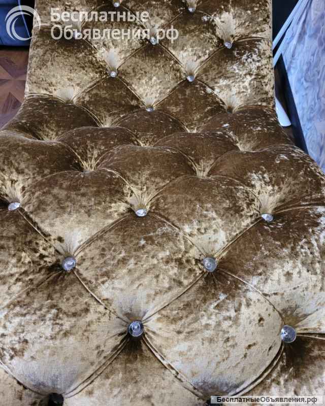 Кушетка трон, лампа в салон