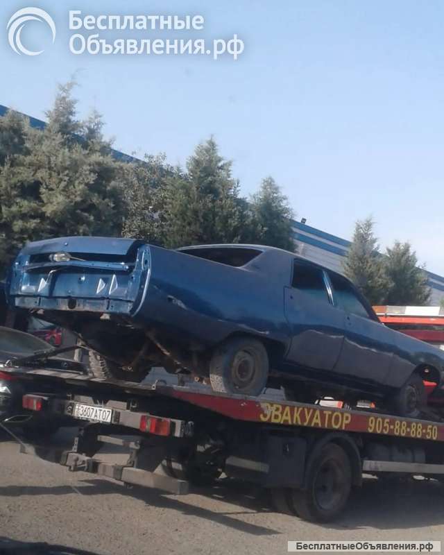 Ретро Plymouth Fury III, 1973