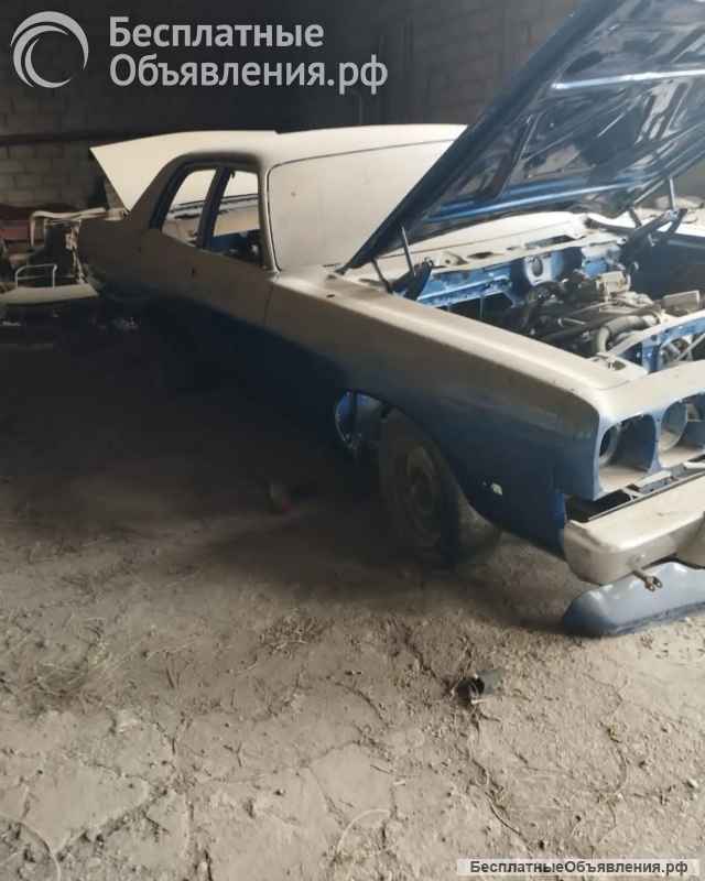 Ретро Plymouth Fury III, 1973