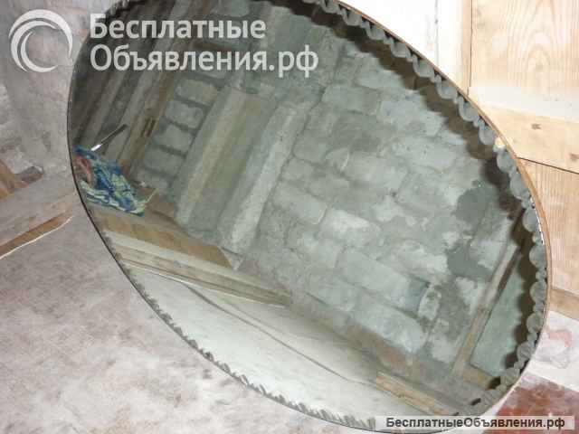 Настенное овальное зеркало периода СССР