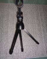 AKG SA 41/1 настольная микрофонная подставка