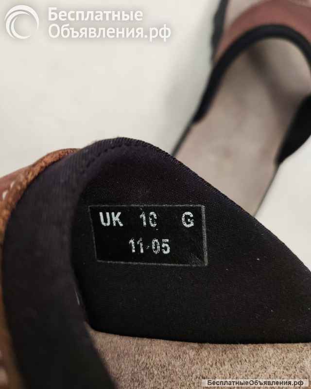 Clarks Men's Tan Leather Flip Flop Sandal EU 44.5