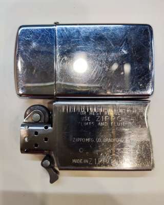 Зажигалка Zippo мини Оригинал В отличном состоянии