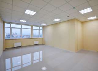 Офис 130 м2 на 1 линии Московского ш. От собственника