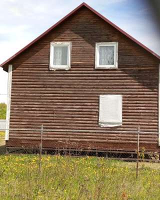 Жилой дачный дом с участком