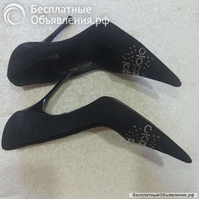 Туфли женские на каблуке чёрные кожаные замшевые со стразами, Италия