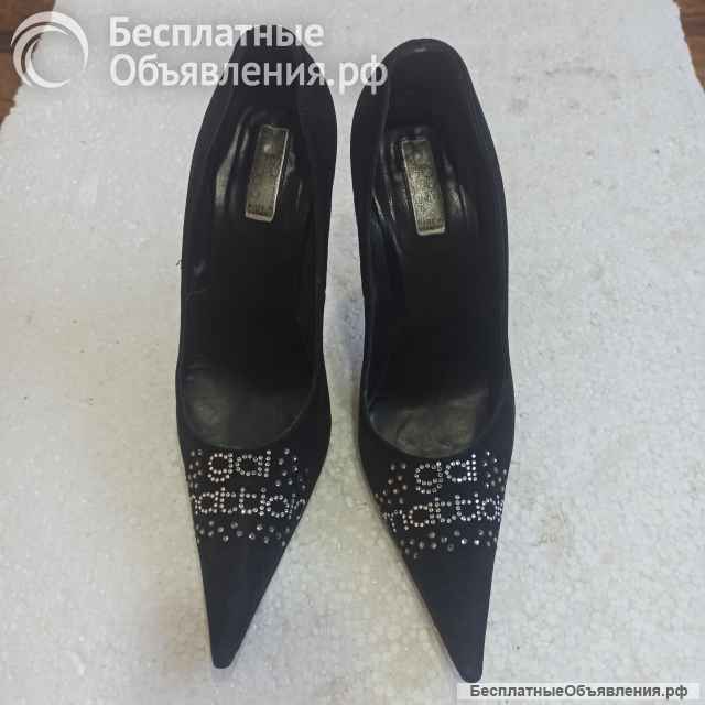 Туфли женские на каблуке чёрные кожаные замшевые со стразами, Италия