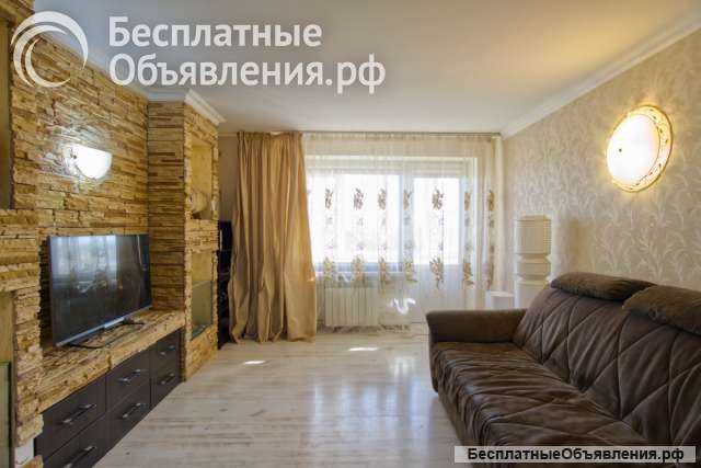 Квартира с видом на горы и озеро в кирпичном доме