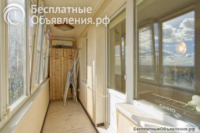 Квартира с видом на горы и озеро в кирпичном доме