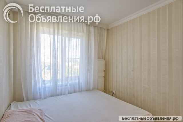 Квартира с видом на горы и озеро в кирпичном доме