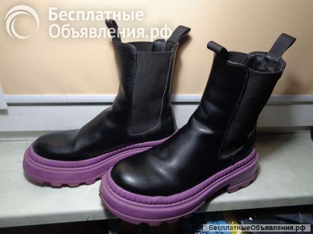 Натуральная кожа для девочки 38 размер в отличном состоянии