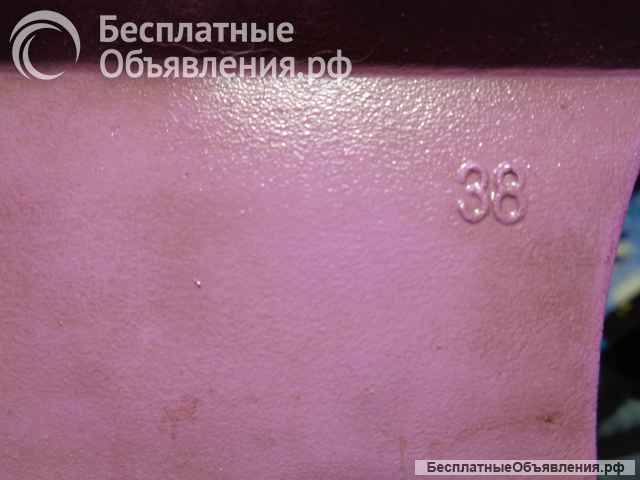 Натуральная кожа для девочки 38 размер в отличном состоянии