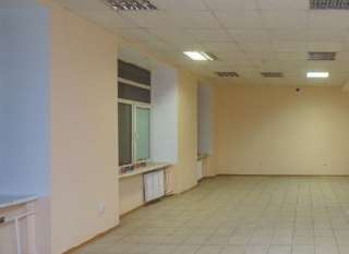 Помещение под не продуктовый магазин, аренда