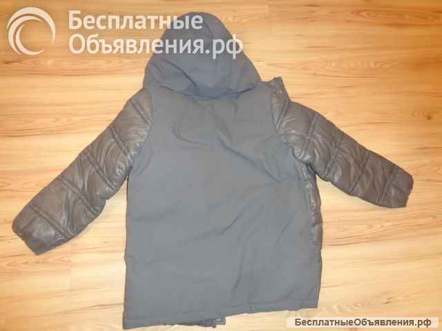 Куртка теплая BENETTON для мальчика зима-осень на 10-11 лет рост 150 см