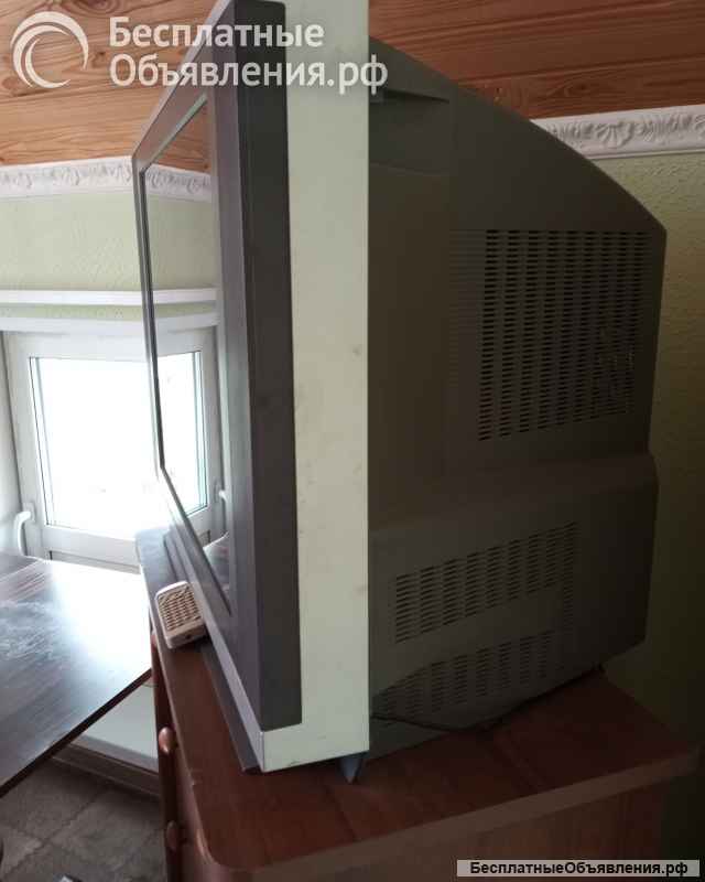 Телевизор Хитачи бу рабочий с пультом