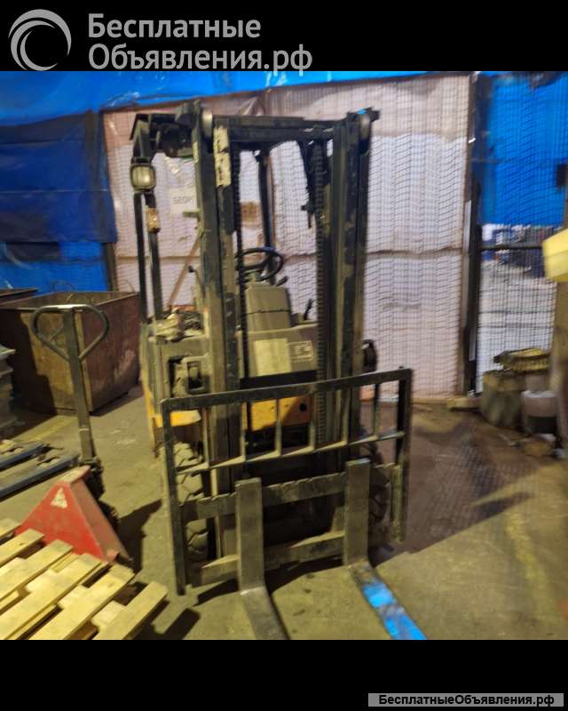 Вилочный погрузчик