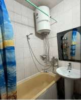 3-комнатную квартиру, 12 микрорайон, б/п