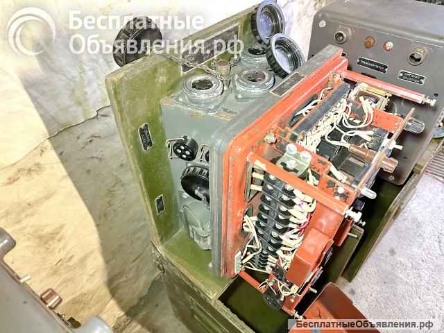 Трансформатор с автоматической защитой и блоком розеток 380/220В-24/12В