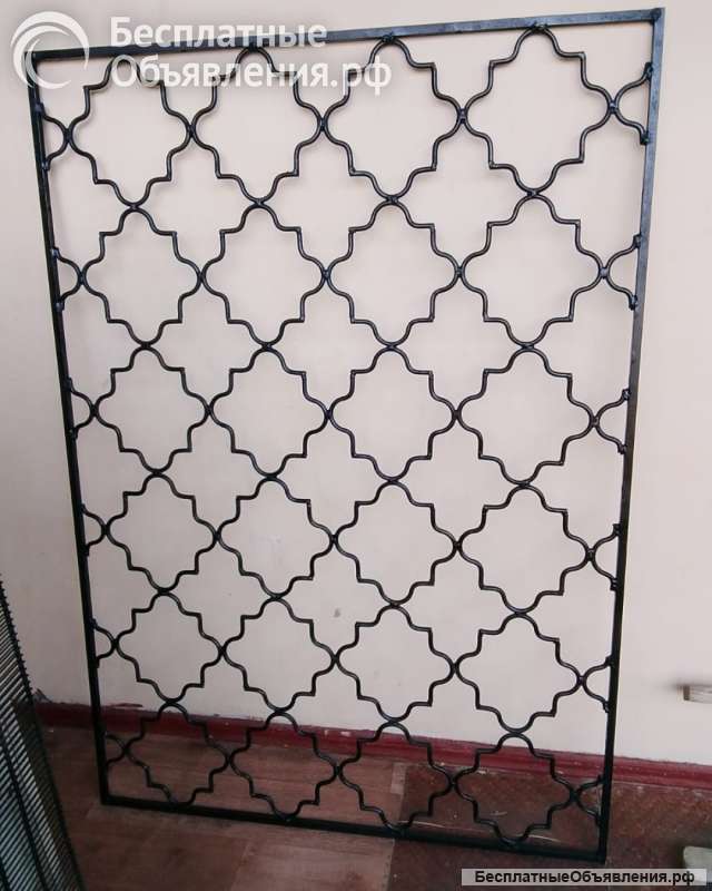 Решётки 7штук находятся в Сухуми