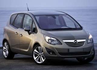 Вывоз мусора на Опель Мерива (как Ларгус) в Казани