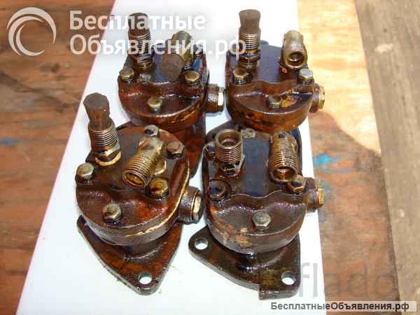 Насос ЯАЗ 204А топливный