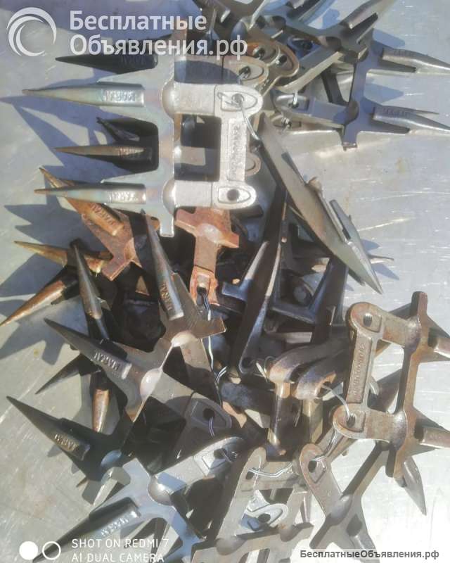 Палец на косилку