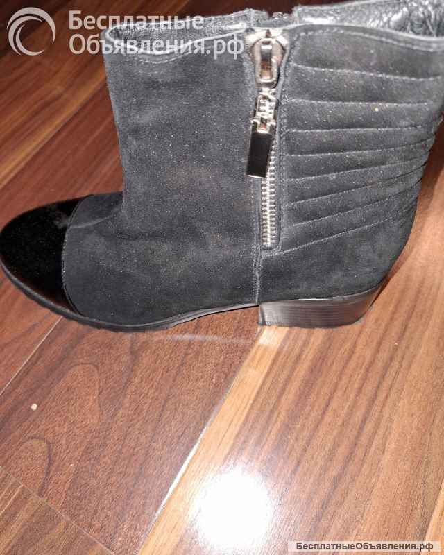 Женские ботинки