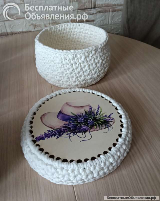 Корзинка ручной работы с крышкой