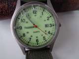 Наручные мужские кварцевые часы на запчасти