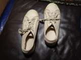 Кожаные турецкие белые кроссовки размер 38 в хорошем состоянии