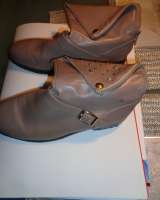 Женские полусапожки размер 40