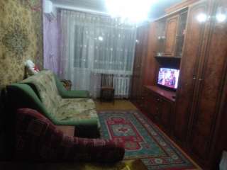 СДАЮ 1- комн.кв у клуба Строитель.