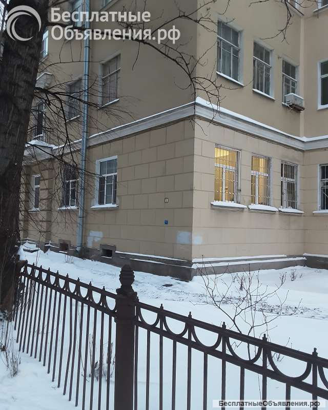 Помещение в центре рядом с двумя отелями