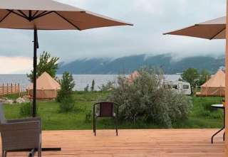 Глэмпинг «А Ля Рус» роскошный отдых на Волге